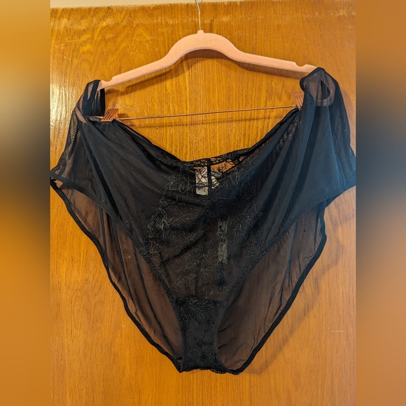 Playful Promises Black Plunge Bra 44H & High Waisted Panty Plus Size 22 - Picture 3 of 10